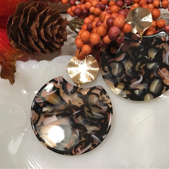 Acetate Round Earrings - Picture 3 of 6